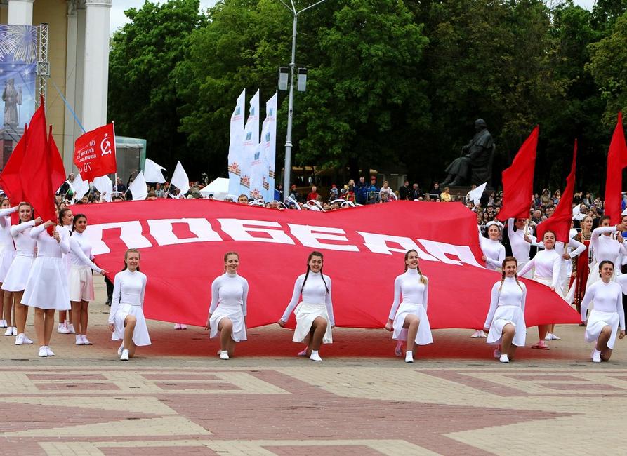 В Белгороде прошёл парад в честь Великой Победы - Изображение 5