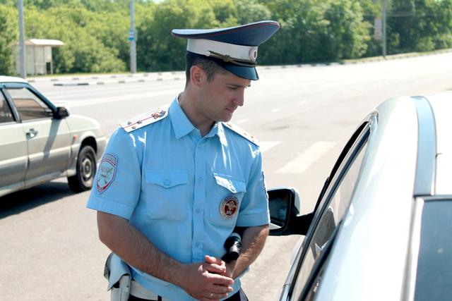 «На работу как на войну». Зачем белгородский полицейский носит с собой толковый словарь