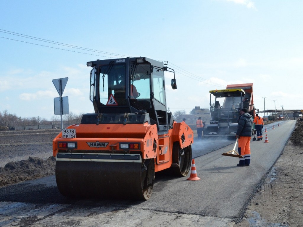 В Корочанском районе отремонтируют 17 км автодорог
