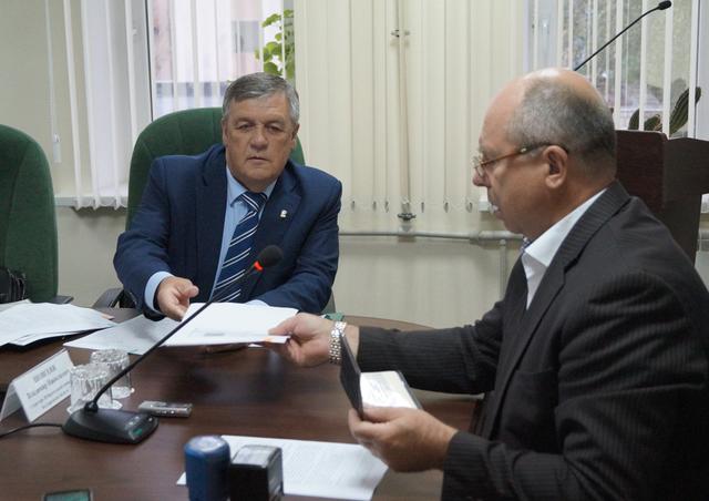 Сергей Боженов подал документы в облизбирком для участия в выборах в Госдуму