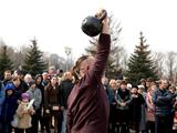 На Масленице в Белгороде показали самый большой в России пневмостенд «Матрёшка»