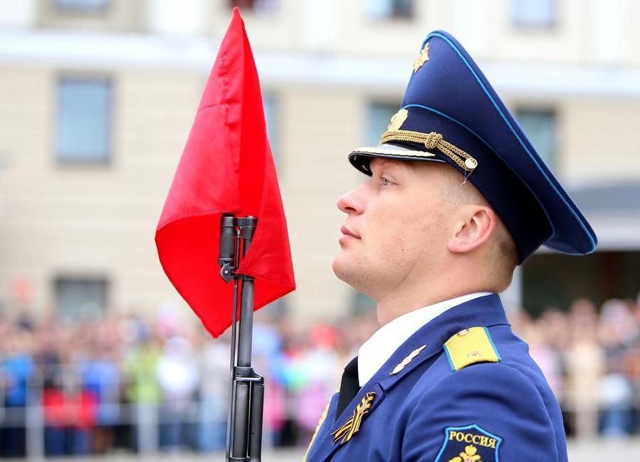 В Белгороде прошёл парад в честь Великой Победы - Изображение 21