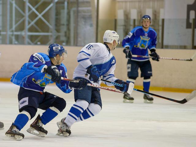 В Белгороде начался хоккейный сезон