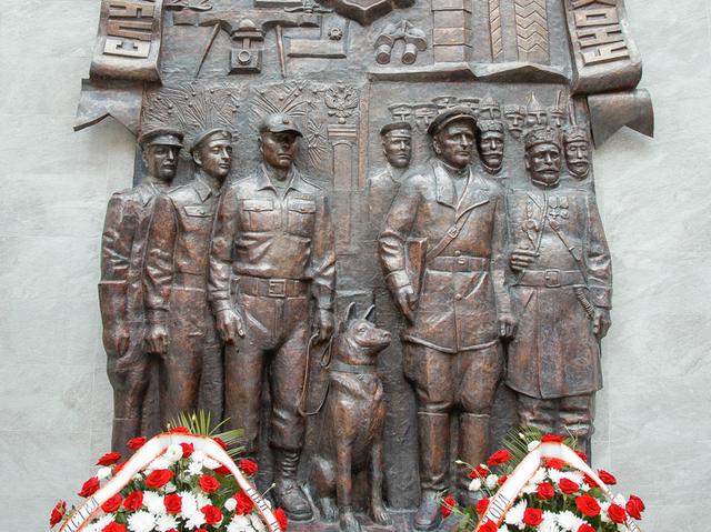 В Белгороде увековечили память сотрудников правоохранительных органов