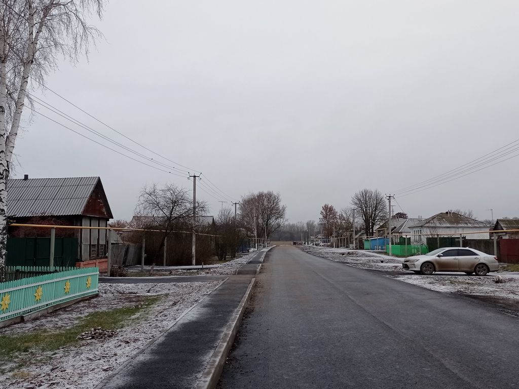 Вячеслав Гладков осмотрел новую дорогу в селе Холки